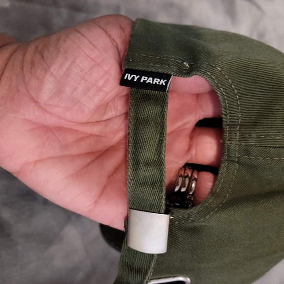 Ivy Park fitted hat - Picture 2 of 5
